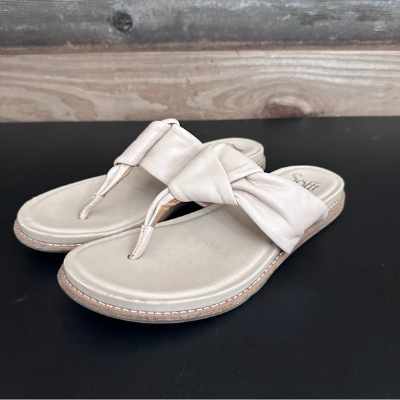 Sofft Shoes - Sofft Essie Sandals Women's 8M Beige Leather Comfort Thong Flip Flop Knot